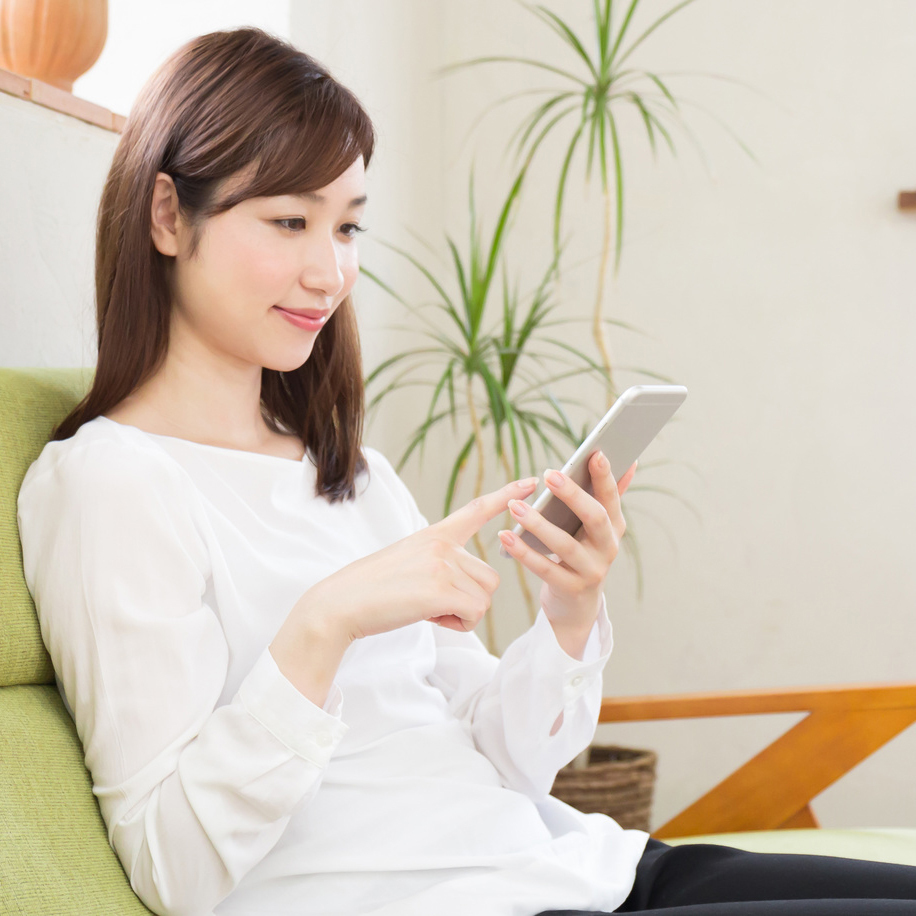 LINEからのご予約は24時間受付中です LINEからのご予約は24時間受付中です